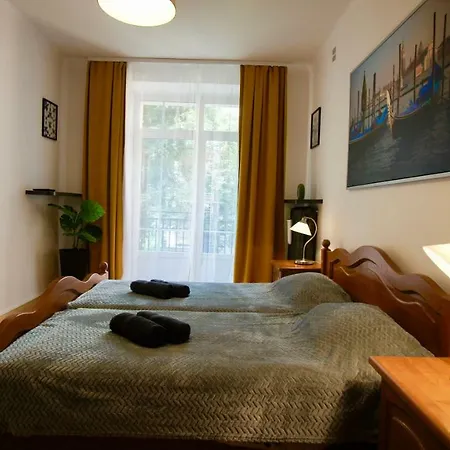 Wawelska Best Rest Homestay